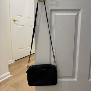 Michael Kors Elegant Black Crossbody Bag